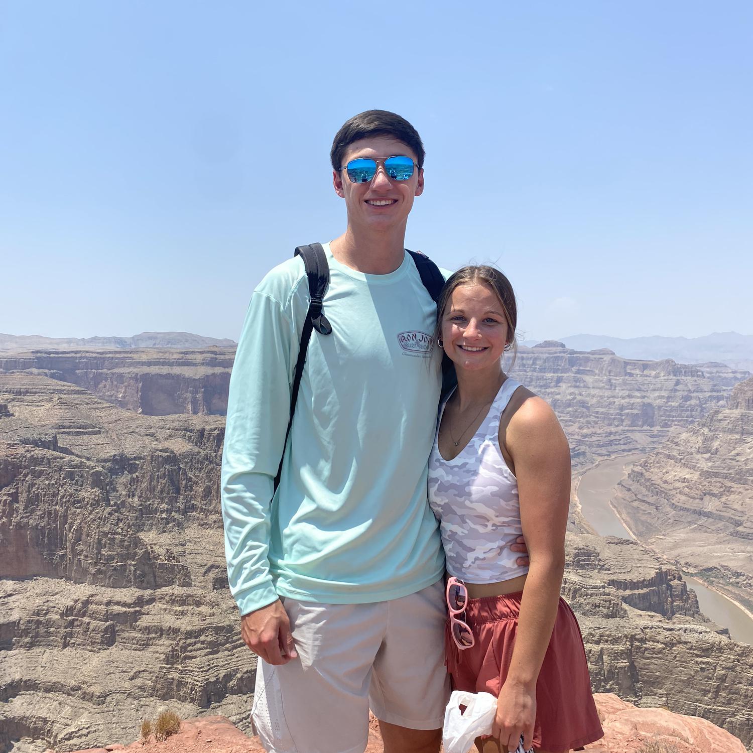 2021 // Family trip with Ashleys family to Las Vegas. This picture was taken in Arizona at the Grand Canyon