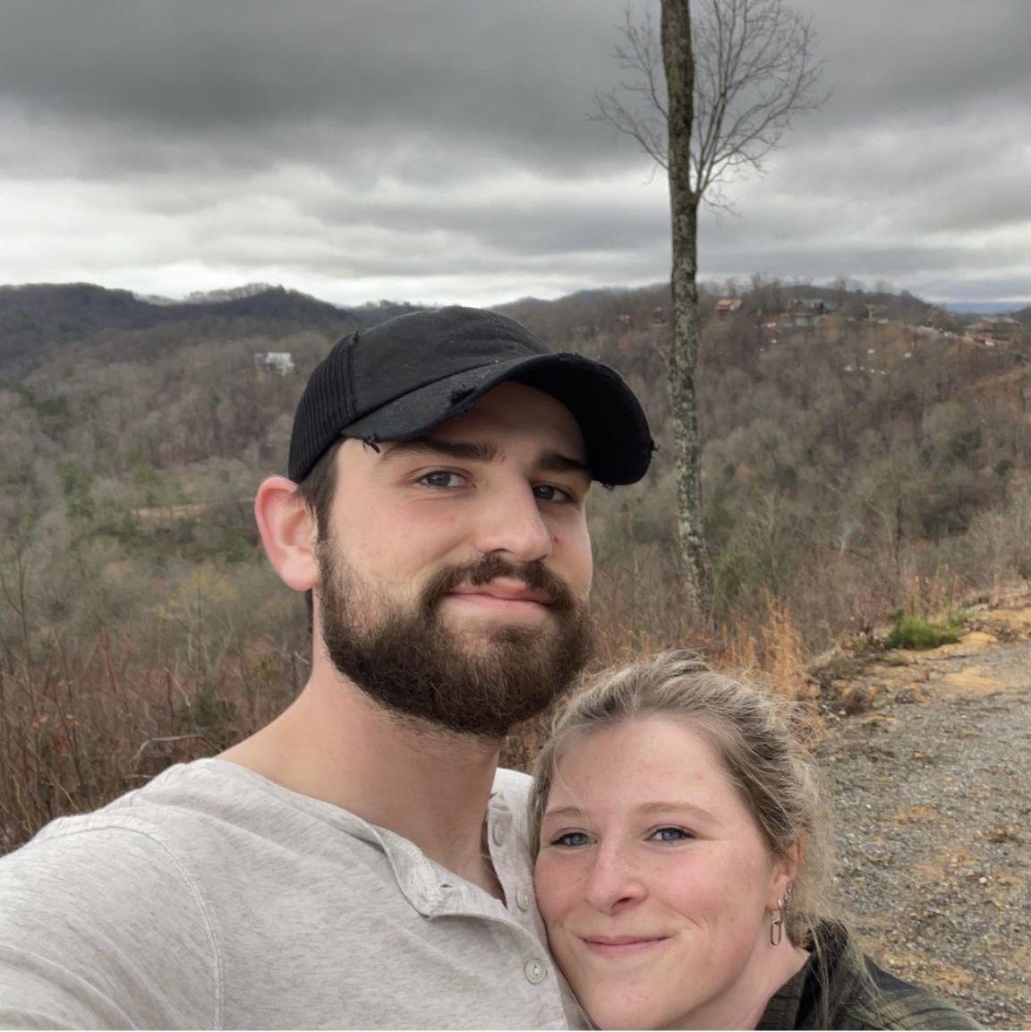 Kyle and Leah's first trip together! They joined Leah's family trip to Tennessee.