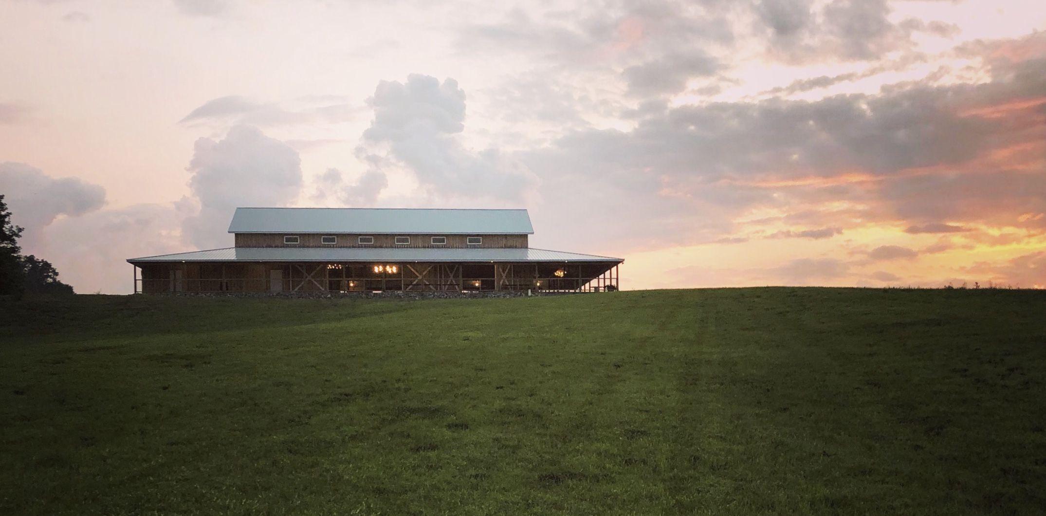 The Wedding Website of Bobbie Clayton and Connor Seipel