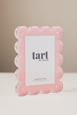Acrylic Scalloped Picture Frame
