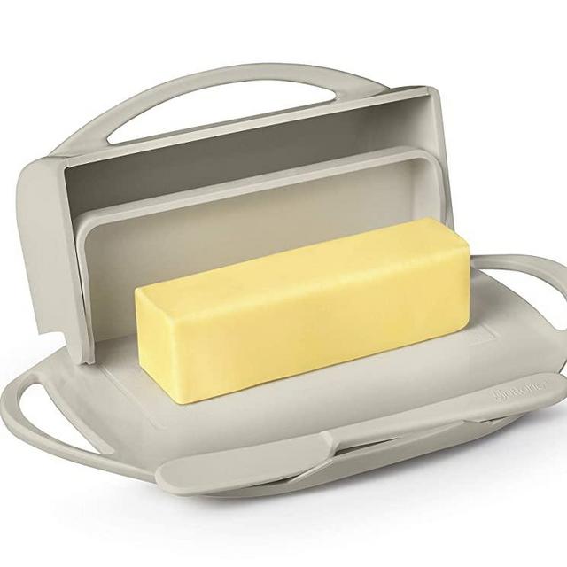 Butterie Flip-Top Butter Dish with Matching Spreader (Ivory)