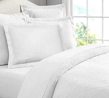 Reeve Matelasse Organic Duvet Cover, King/Cal. King, White