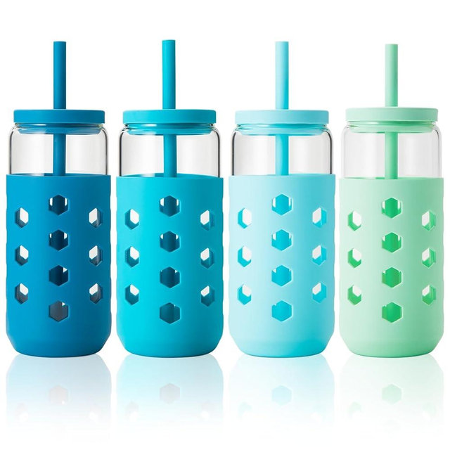 Mrsdry Glass Cups with Lids and Straws (4 Pcs), 20oz Drinking Glasses Set with Silicone Sleeves for Coffee Bar Accessories Iced Coffee Cups with Lids, Glass Tumbler Reusable for Gifts
