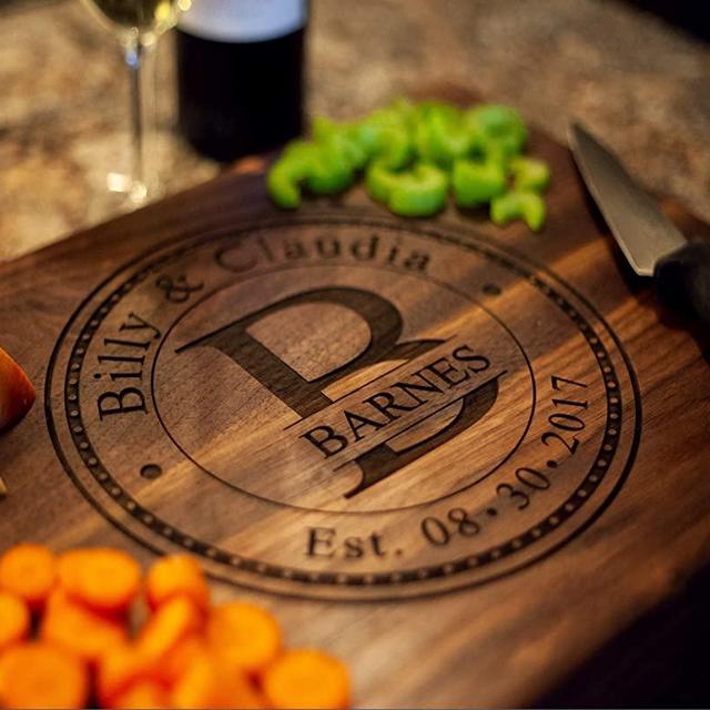 Personalized Cutting Board, Engagement Gift, Anniversary gifts for Men, Gift for her, Wooden Cutting Board, Present For bride and groom or mom