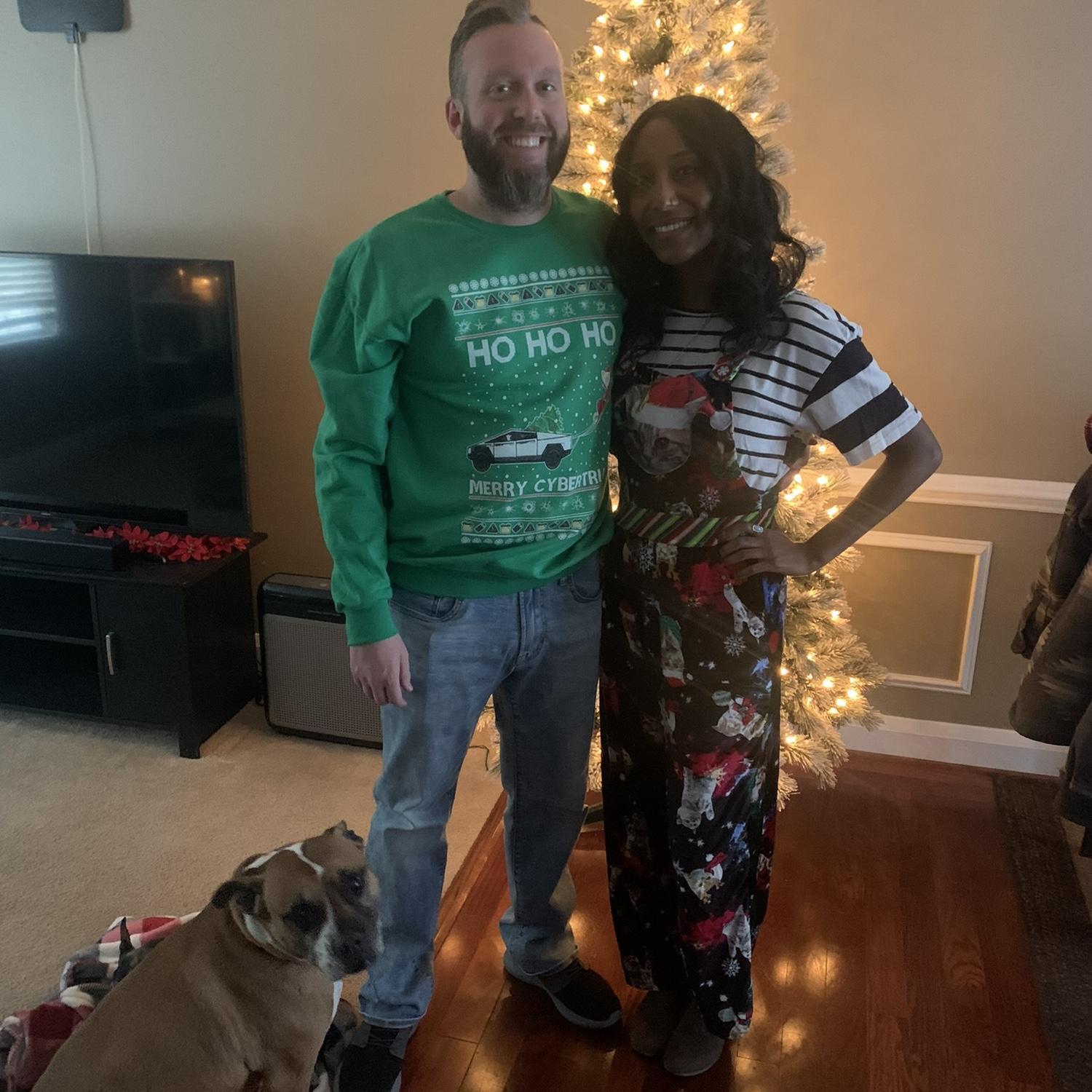 Headed to our first family secret Santa. Jax always had to get himself in the photo 😂