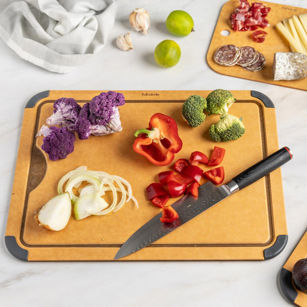 Full Circle Home Cutting Board - Thumbnail 2