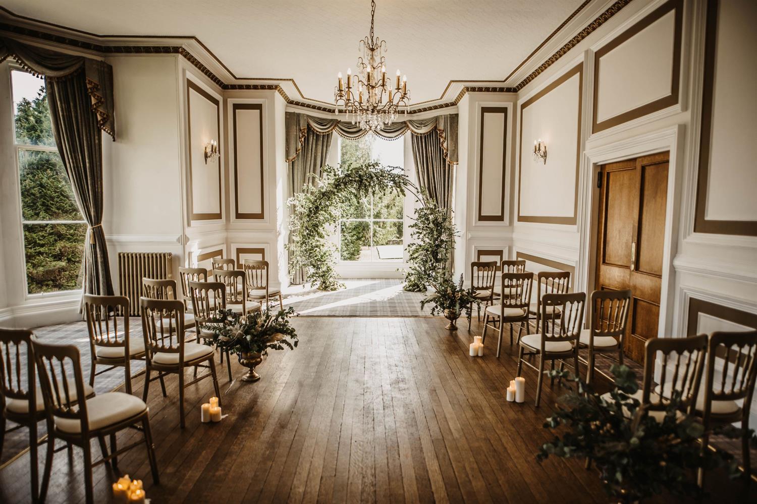 The Wedding Website of Miranda Tomczak and Ian Luecke