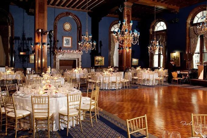 The Wedding Website of Alexandra Mudd and Brendan Sweeney