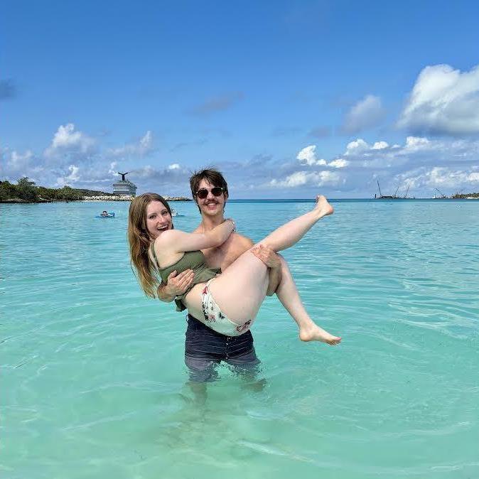 We love going on cruises! If you wanna help us go on more cruises... donate to our honeymoon fund ;)