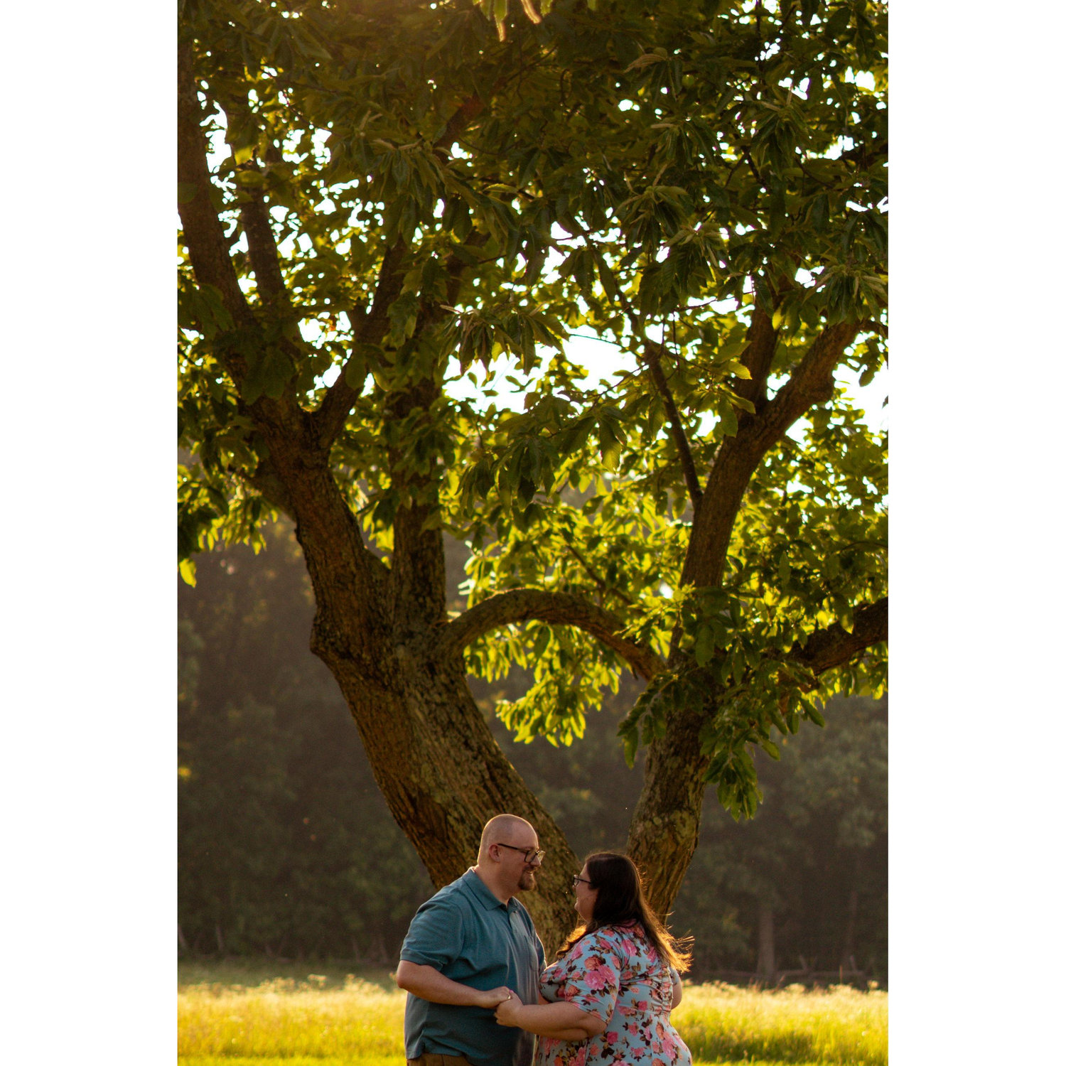 Engagement Photos by Savana Ashley Photography
