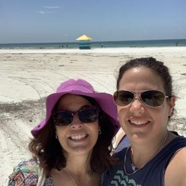 Erin and Beth's Honeymoon Fund
