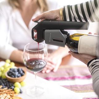 Model Three Wine Preservation System & Capsule Set