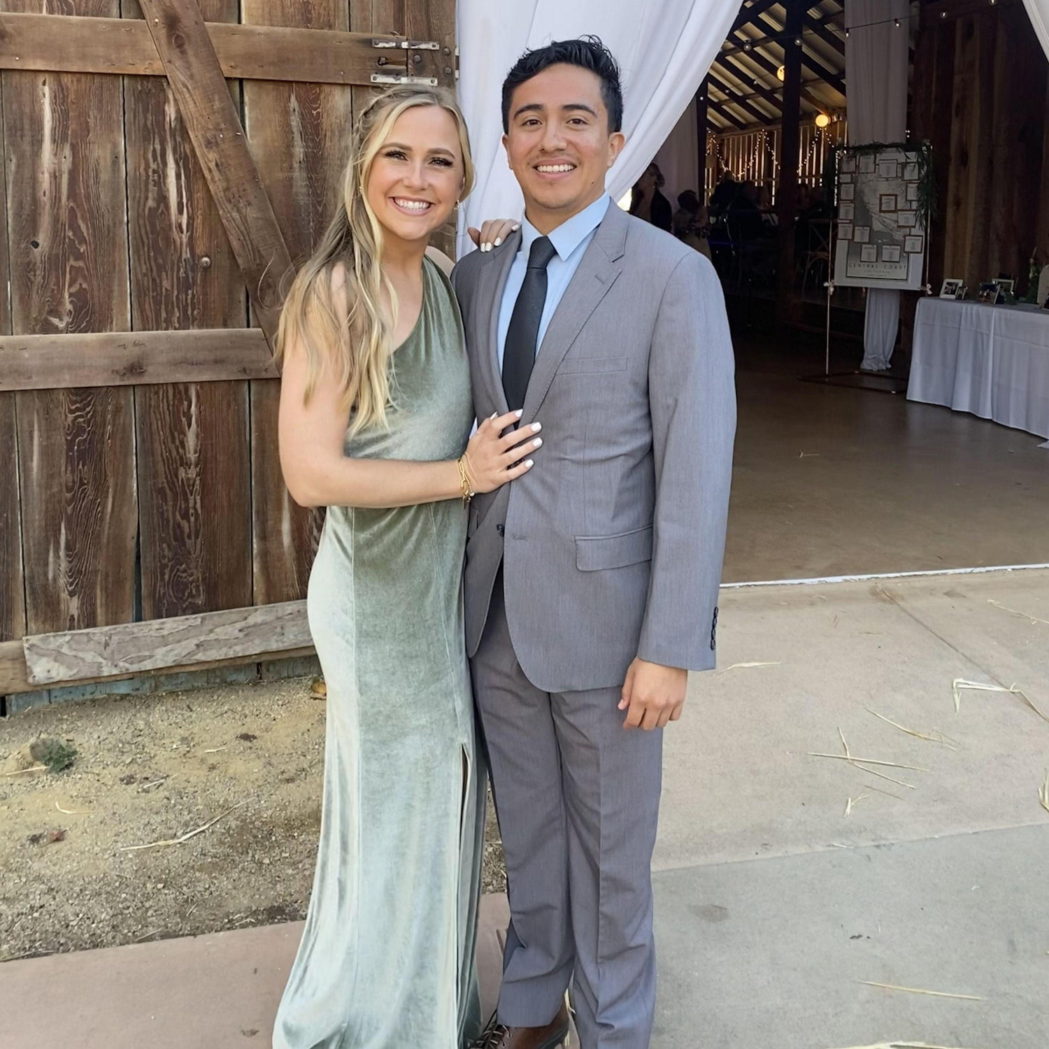 Devon caught the bouquet and Kevin caught the garter this night!