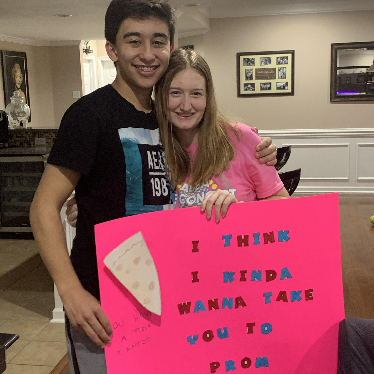 1st promposal...yes she asked him