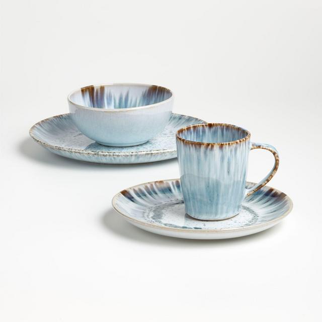 Julo 4-Piece Blue and White Place Setting