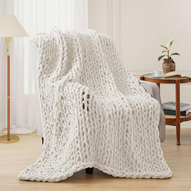 Peace Nest Handmade Chunky Knit Chenille Yarn Throw Blanket 50"x60", White