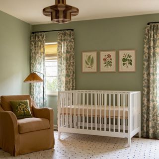 Lala 3-in-1 Convertible Crib