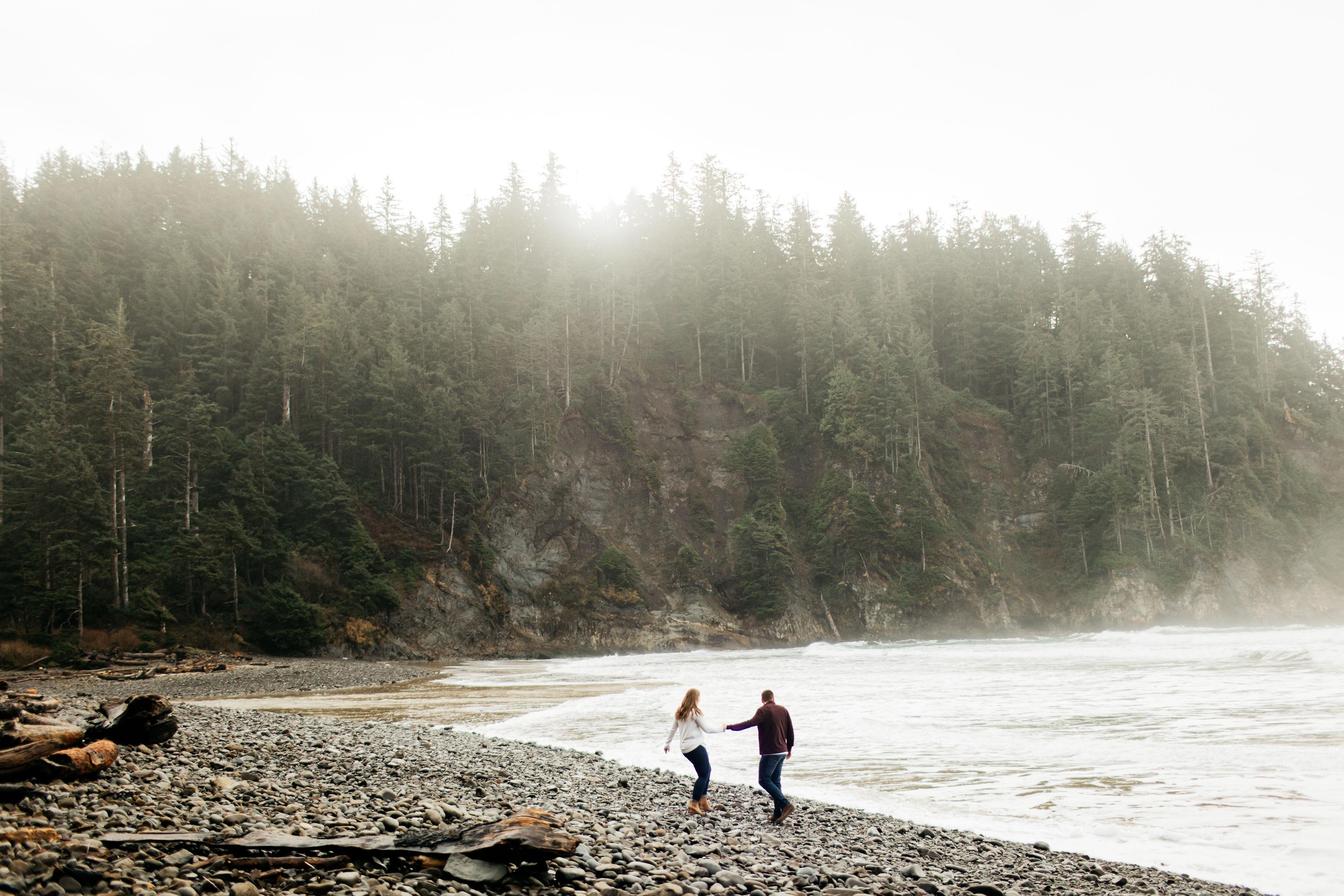 The Wedding Website of Lindsay Hatch and Bradley Johnston