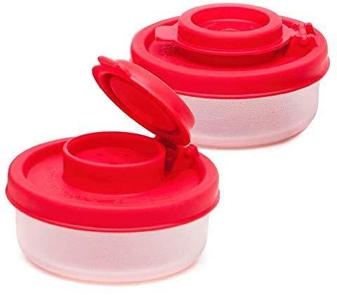 Salt and Pepper Shakers Moisture Proof Set of 2 Small Mini Salt Shaker to go Camping Picnic Outdoors Kitchen Lunch Boxes Travel Spice Set Clear with Red Covers Plastic Airtight Spice Jar Dispenser