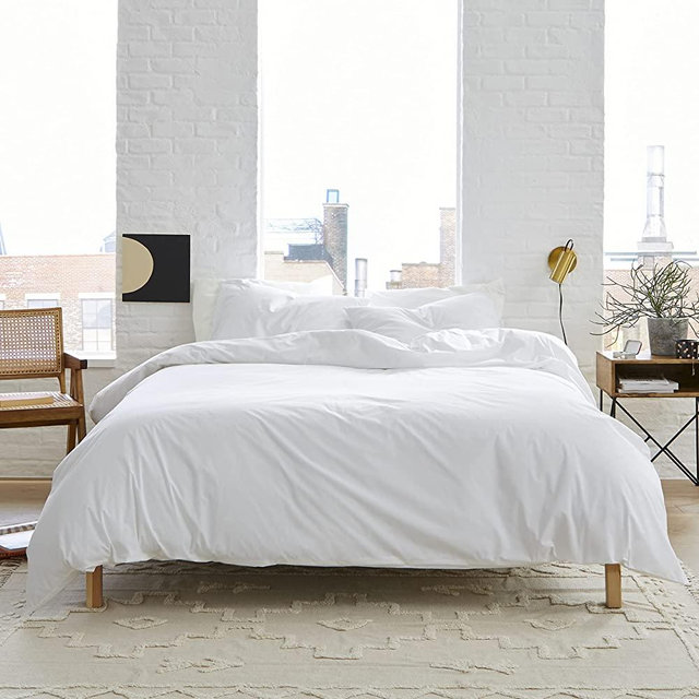 Brooklinen Luxury Percale Core Sheet Set, Full Size in White - Fitted Sheet, Flat Sheet, 2 Pillowcases | Best Sheets