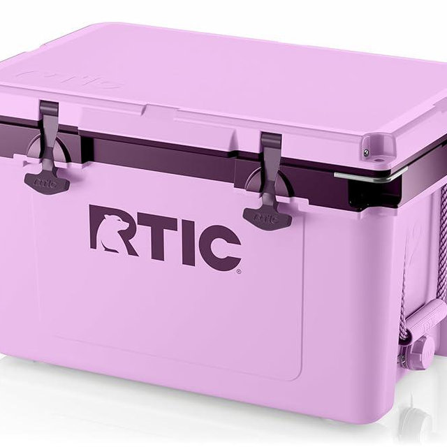 RTIC Ultra-Light 32 Quart Hard Cooler Insulated Portable Ice Chest Box for Drink, Beverage, Beach, Camping, Picnic, Fishing, Boat, Barbecue, 30% Lighter Than Rotomolded Coolers