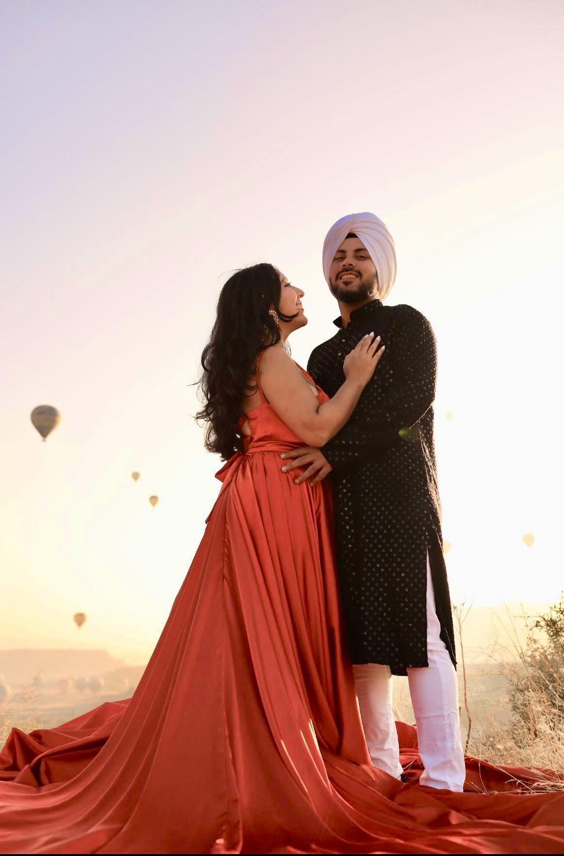 The Wedding Website of Mahek Hooda and Prakashdeep Golan