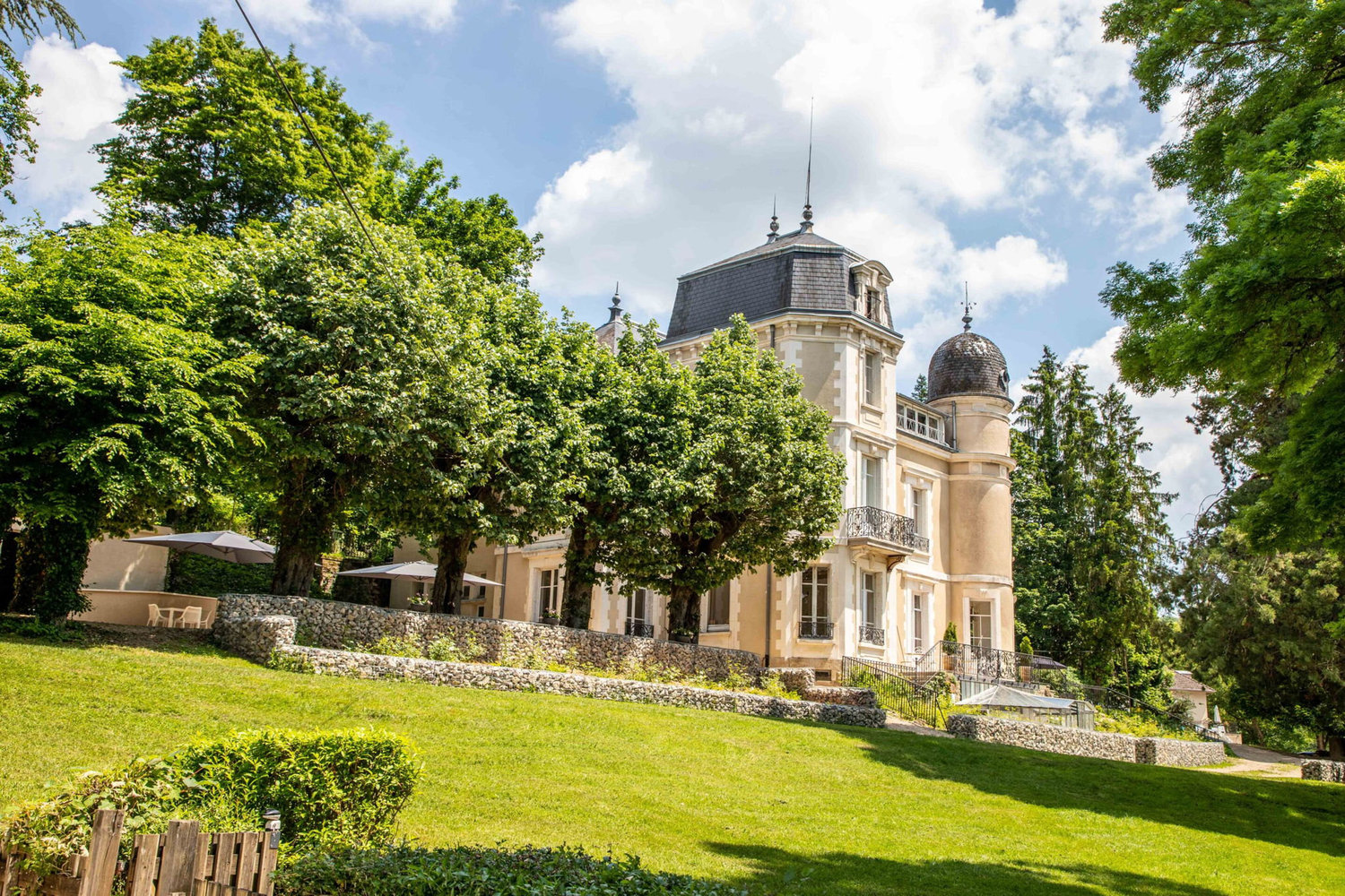 The Wedding Website of Henry deBuchananne and Alison Zhao