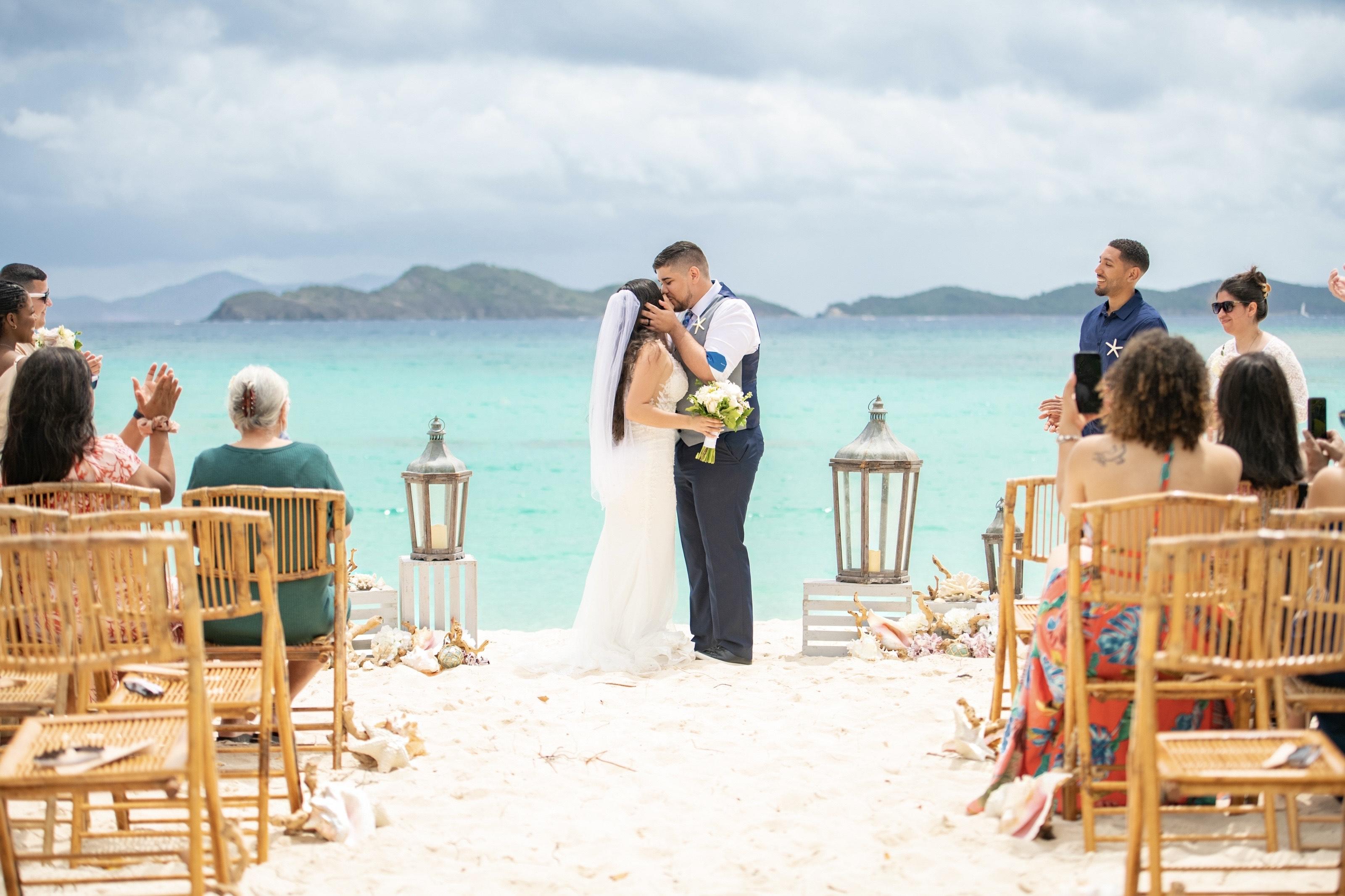 The Wedding Website of Daylin Camacho and Andrew Umana
