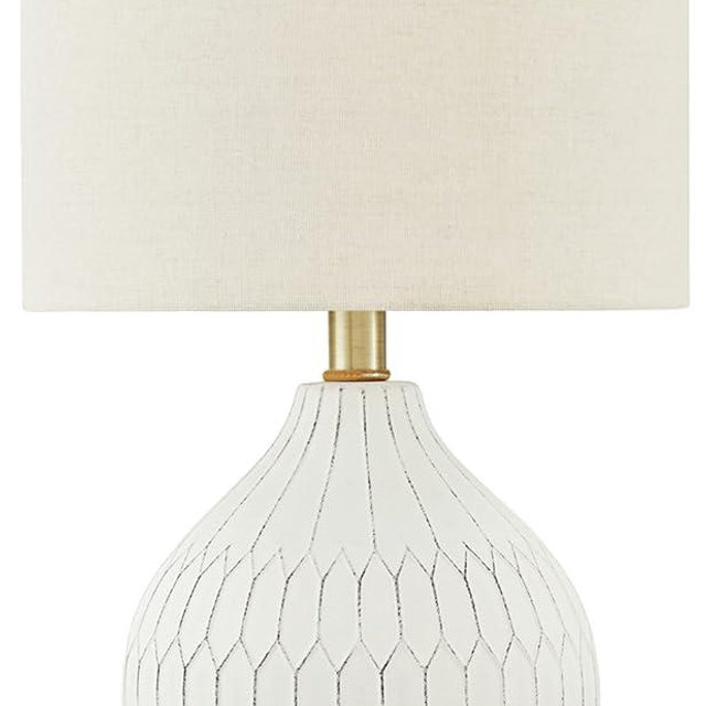 Signature Design by Ashley Wardmont 18" Modern Dimensional Design Ceramic Table Lamp, White