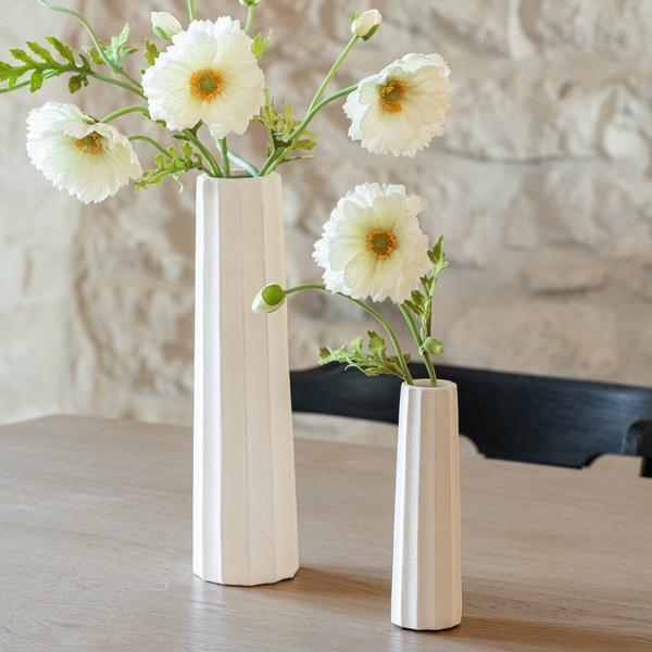 Edith Vase (short)