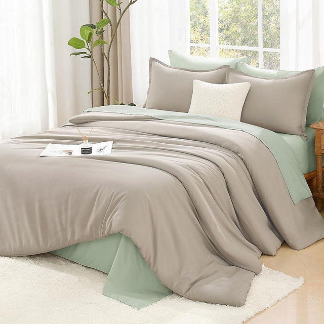 Litanika Oversized King Comforters Oatmeal Super King Size, 3 Pieces Lightweight Solid Bedding Comforter Set, All Season Fluffy Bed Set (120x120In Comforter & 2 Pillowcases)