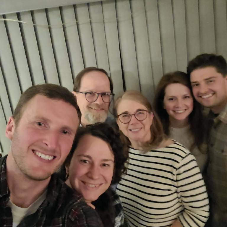 Deanna's family gathering for her mom's birthday