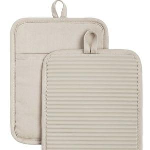 KitchenAid Ribbed Soft Silicone Pot Holder 2-Pack Set, Milkshake Tan, 7"x9"