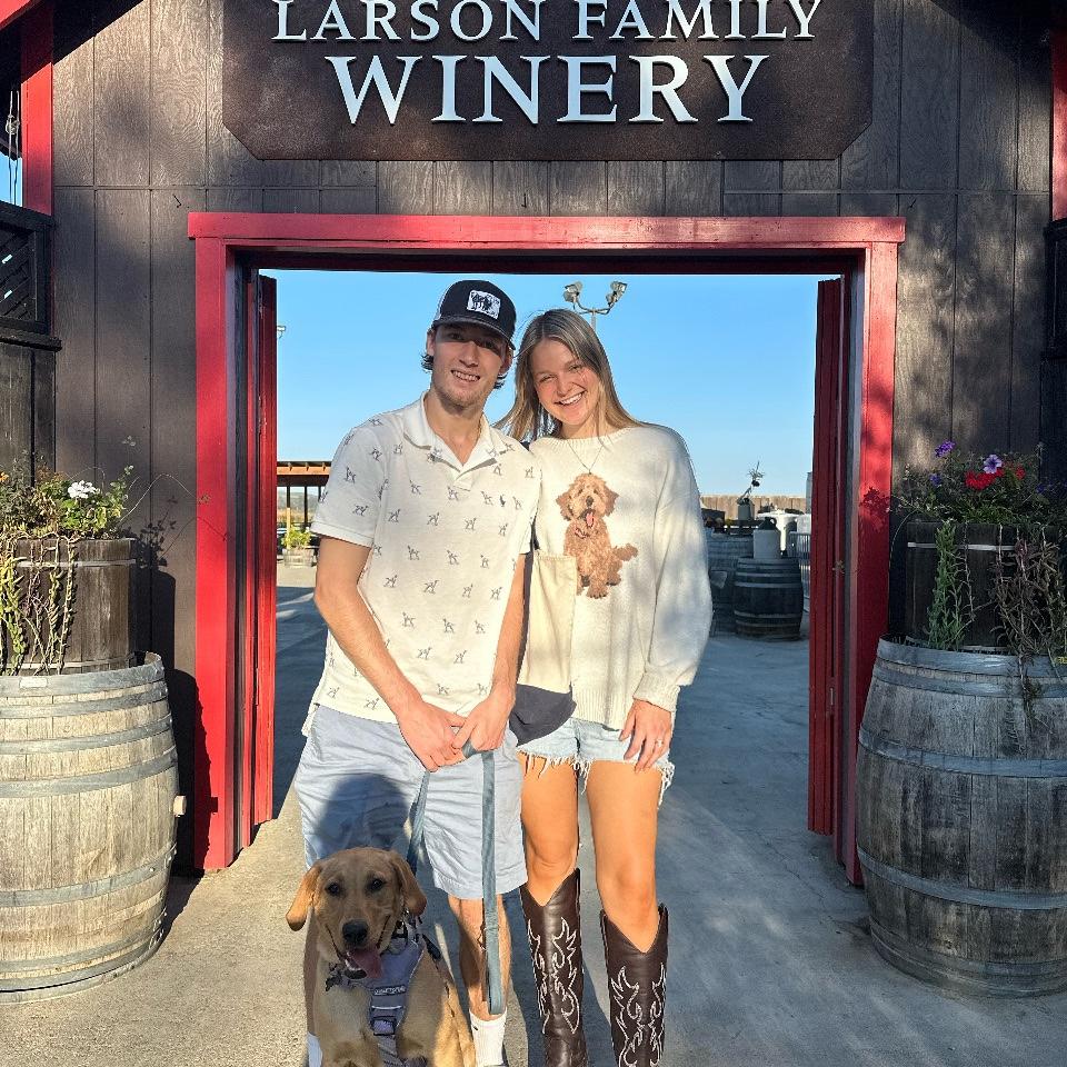 Sonoma, CA! The contract Jaret finally started to enjoy wine and we joined a wine club!