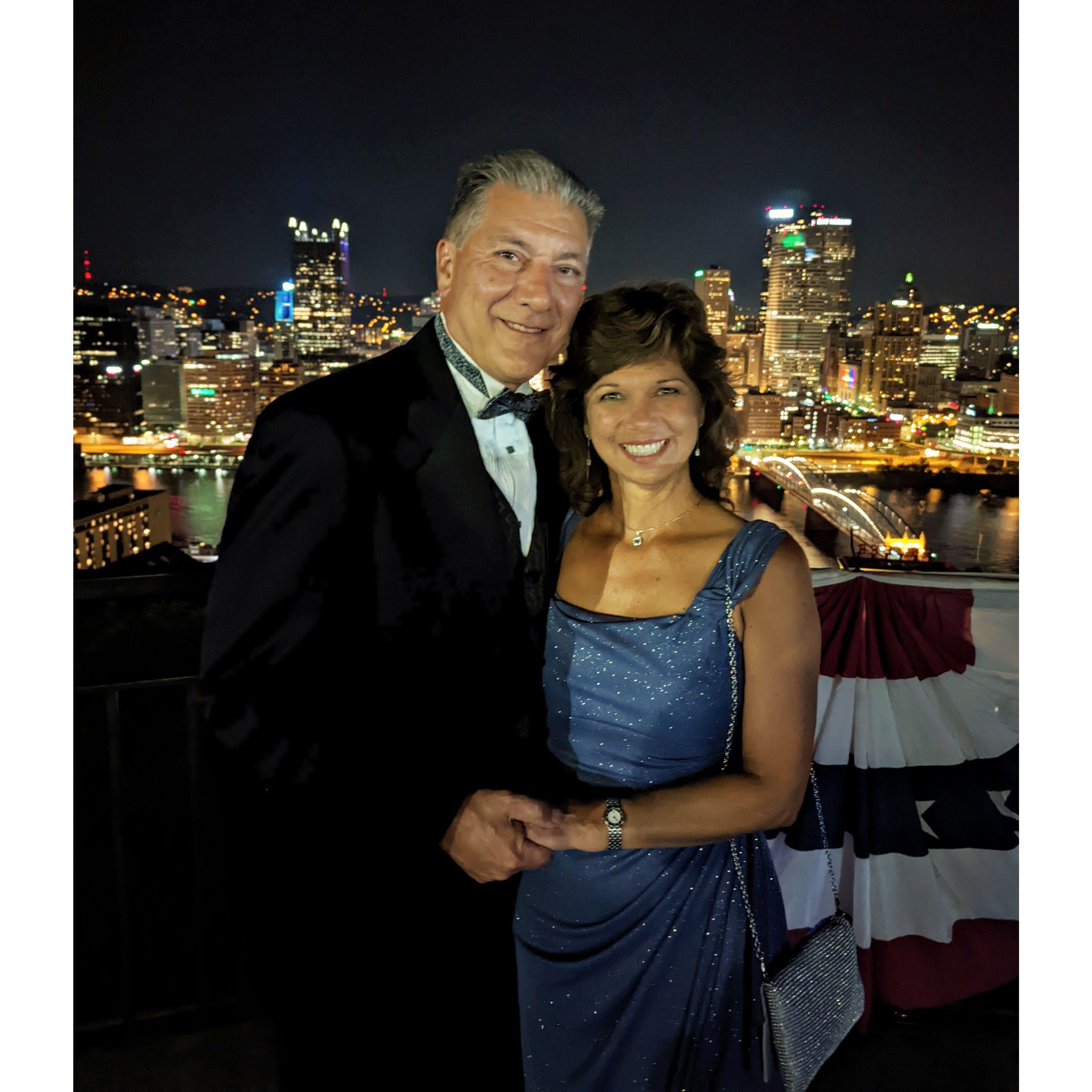 Mount Washington overlook after the Pgh Vintage Grand Prix Gala held at the Grand Concourse 7/15/2022