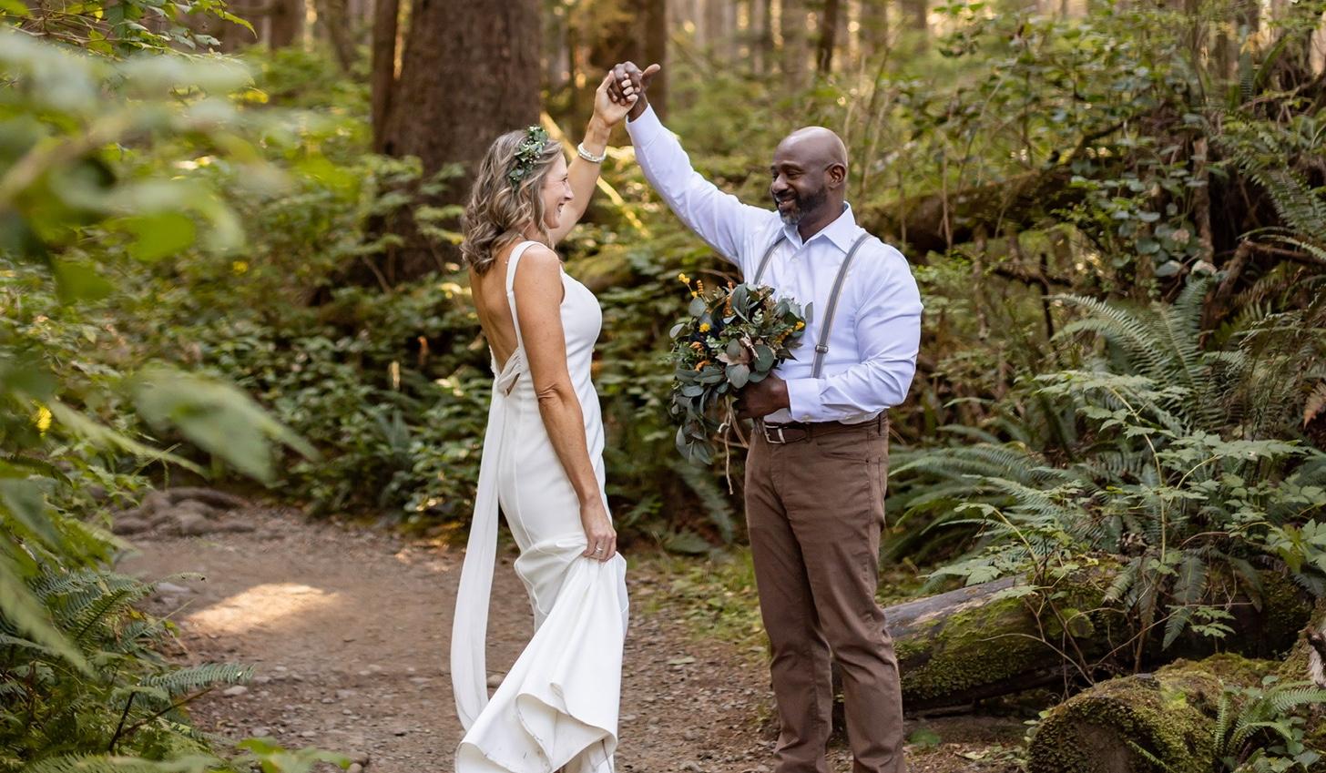 The Wedding Website of Christi Bolaños and Malik Edwards