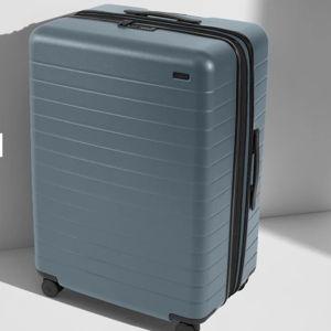 Large Expandable Suitcases: Coast Blue | Away