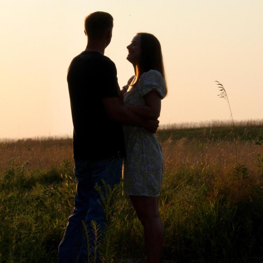 Jessica Wagner and Ryan Smith's Wedding Website, image size:1000x1000