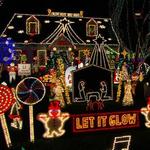 Tacky Light Tours - James Limousine Service