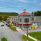Settlers Green Outlet Village