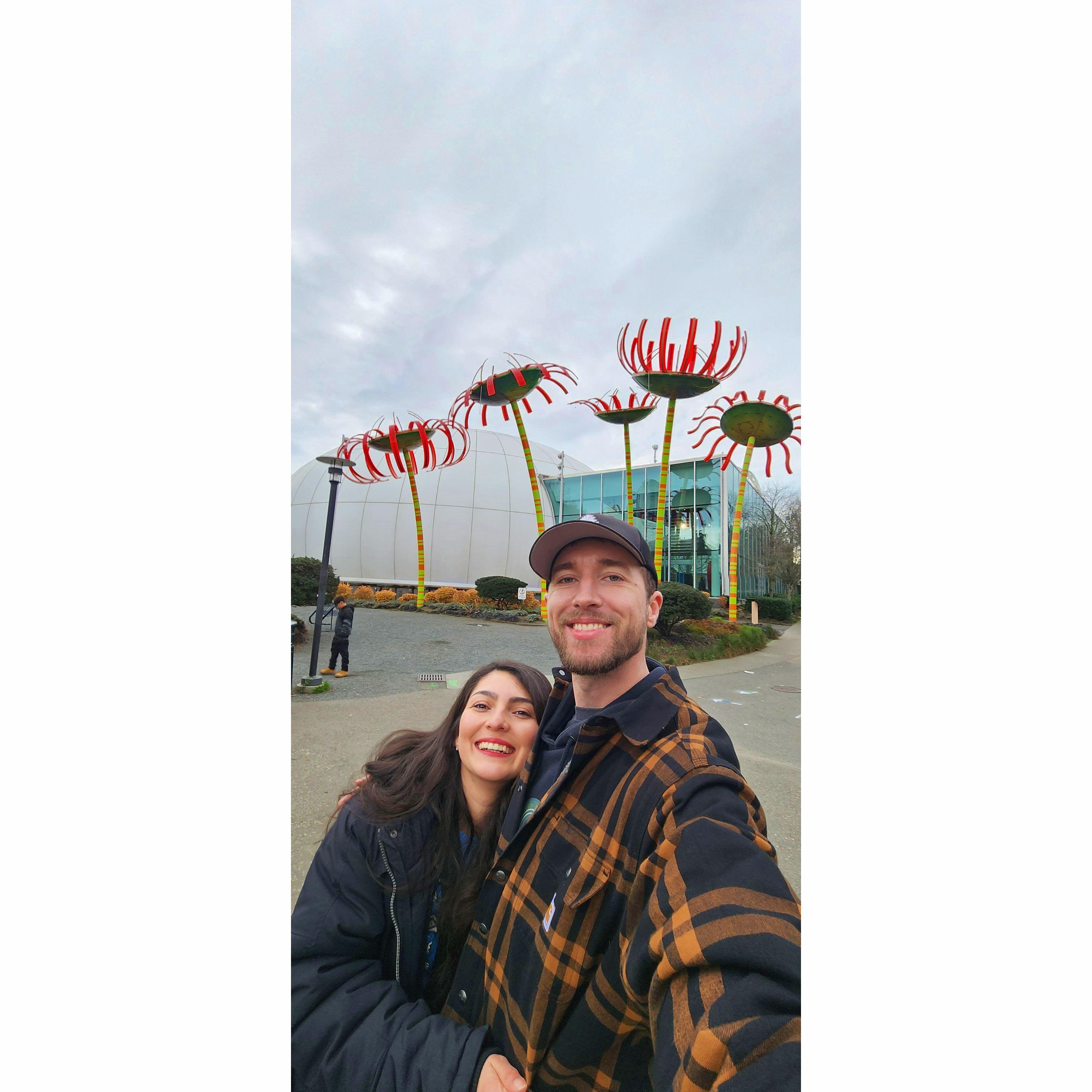We did not have enough time for the glass museum but we were sure to take a picture outside of it! This was after eating a "Broodje gezond": Healthy sandwich.