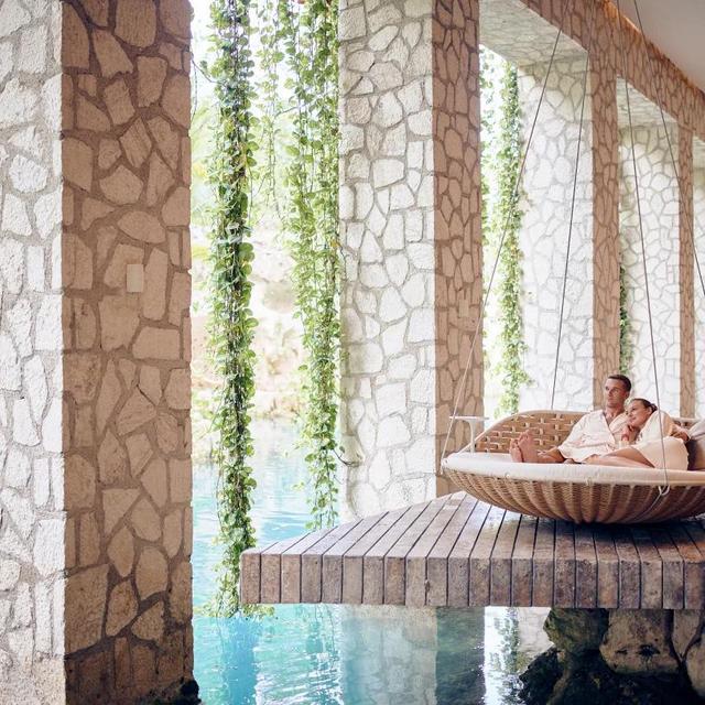 60-Minute Couples Massage