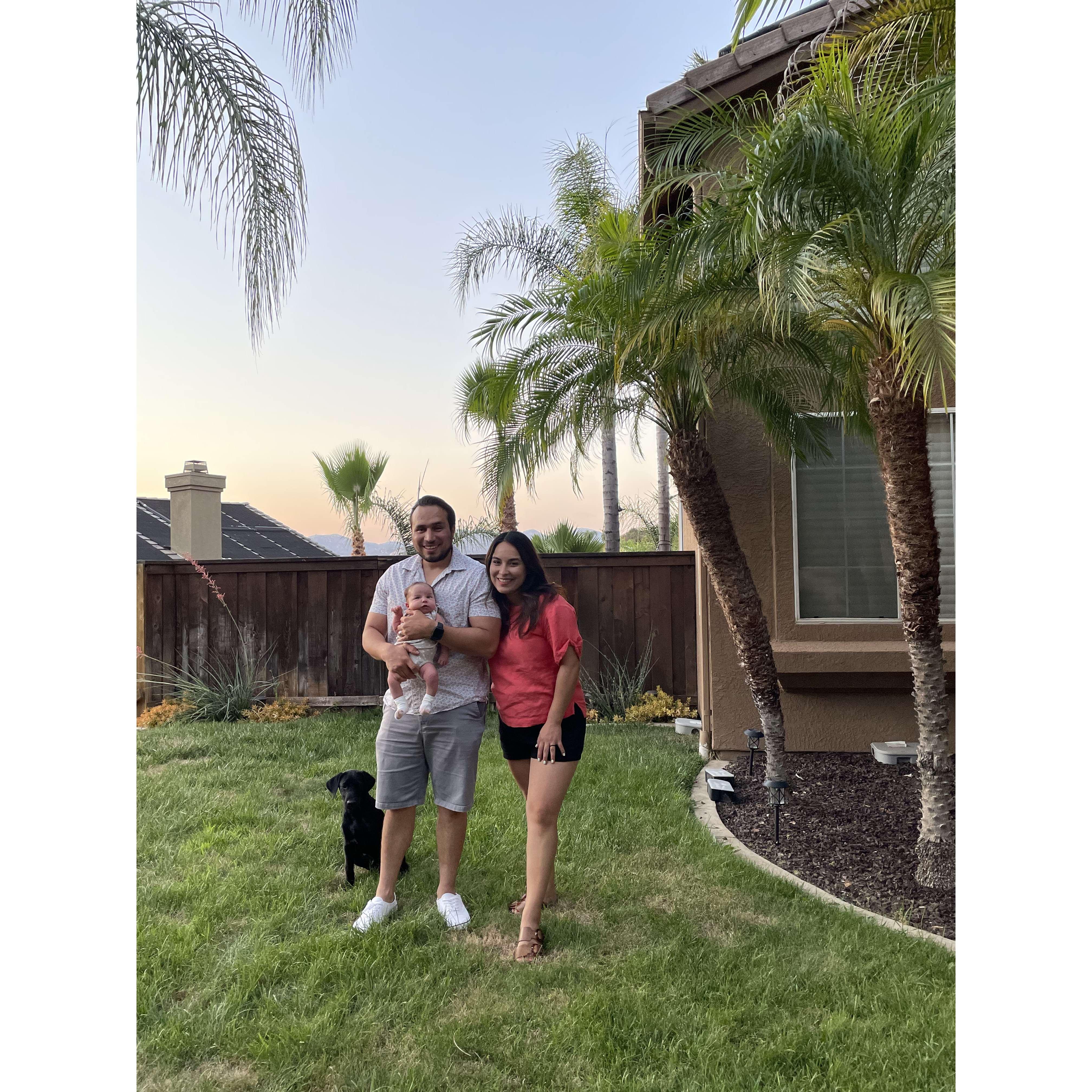 Tenemos mucho agradecimiento y ante Dios y nuestros seres queridos ya es tiempo de celebrar! 

We are very grateful and before God and our loved ones it is time to celebrate!