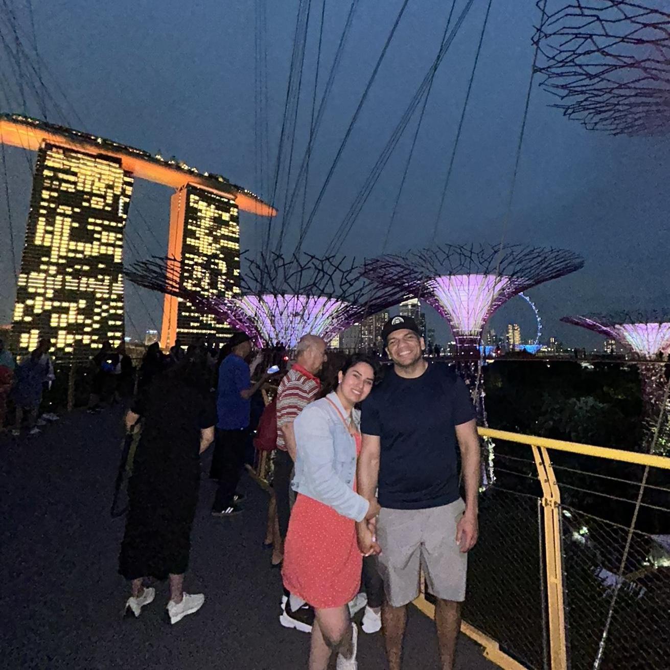 En "Jardines junto a la Bahia" en Singapore.