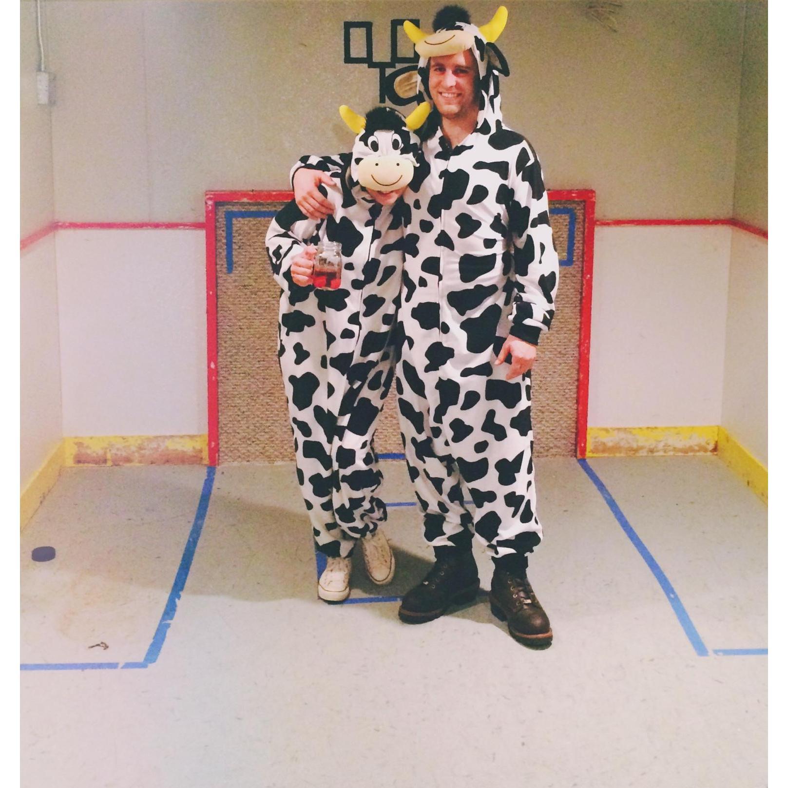 MOO-ve over for the future Cournoyers! In this photo from Halloween 2015, A + R reveal their silly sides at a family party.