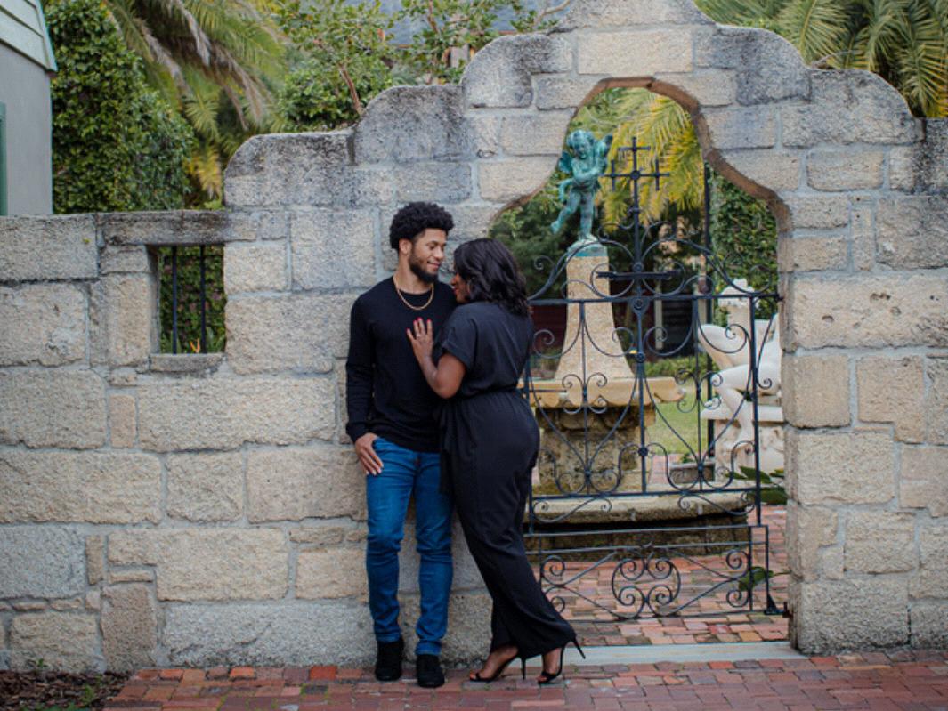 The Wedding Website of Akayla Crawford and D’wighkeis Morgan