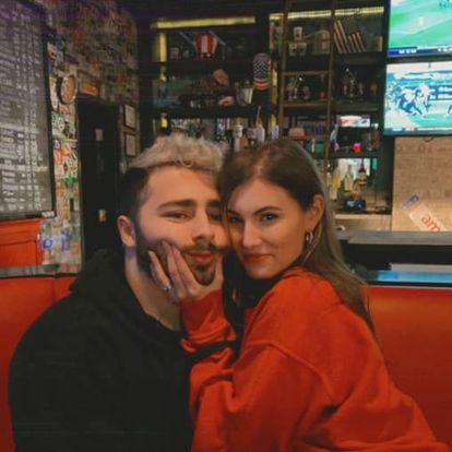 The Wedding Website of M I K A Y L A and N I C O L A S