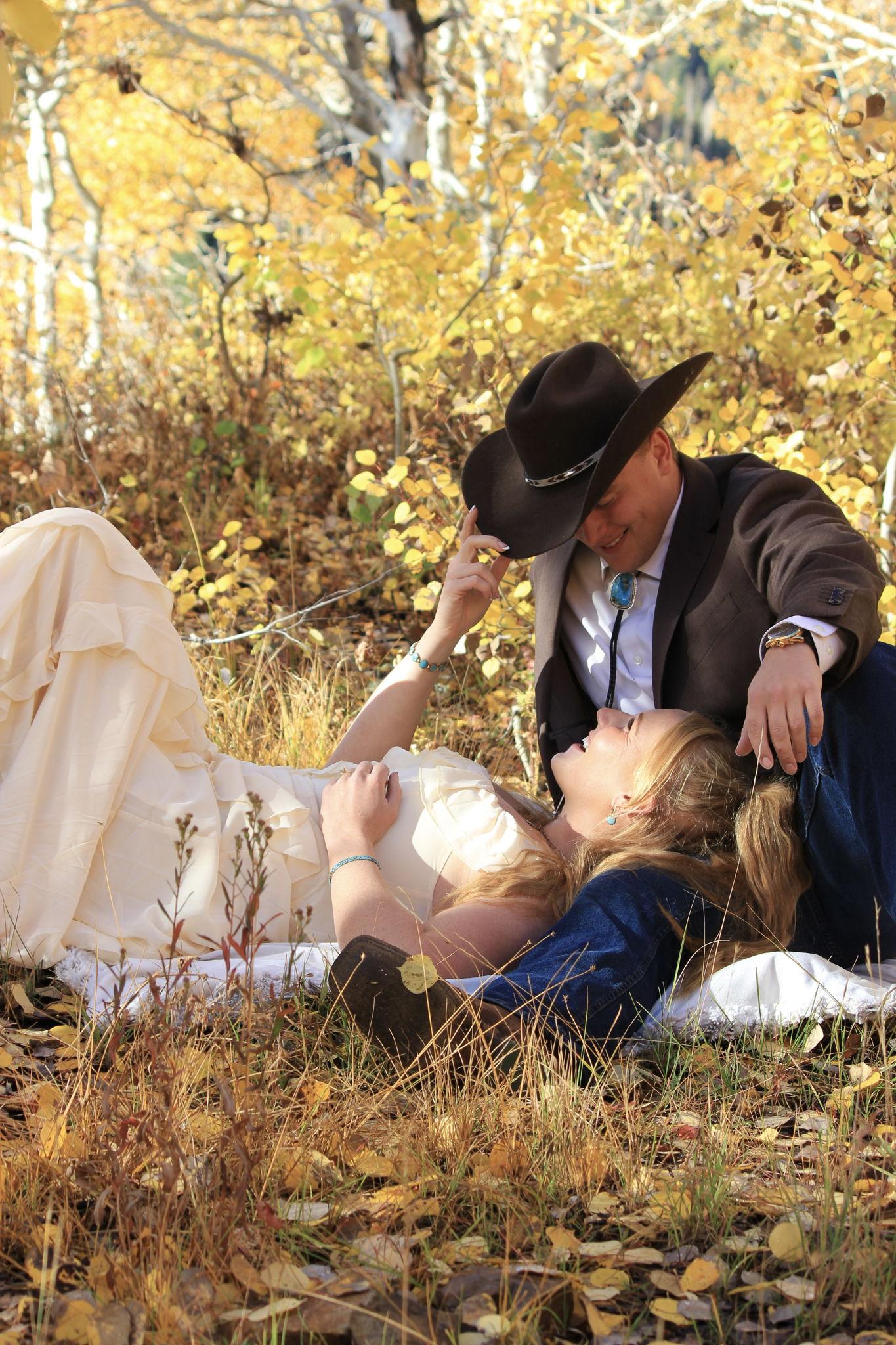 The Wedding Website of Alyssa Watson and Ammon Tuttle