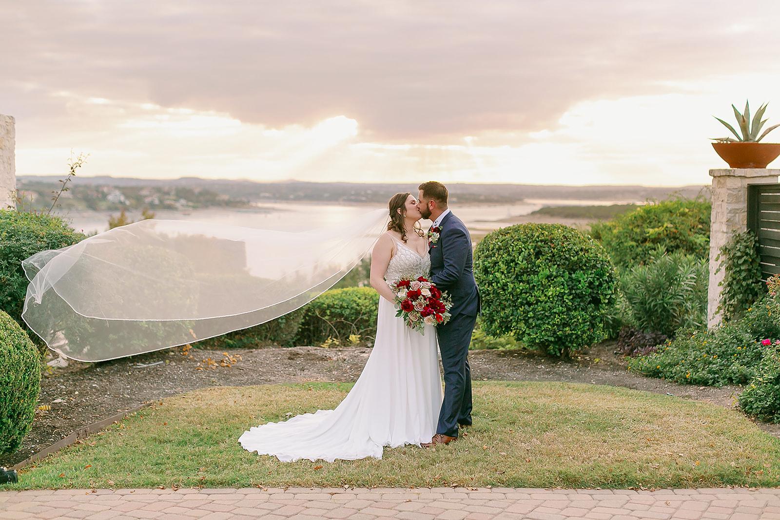 The Wedding Website of Hannah O'Brien and Cody Elliott