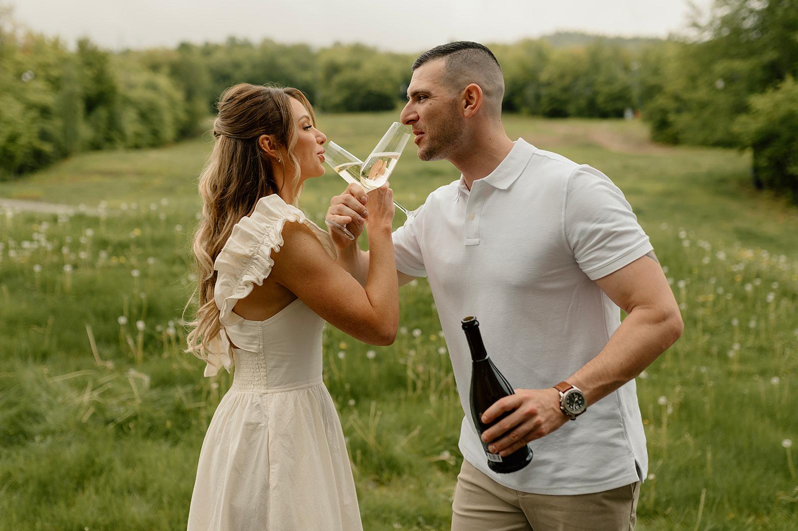 The Wedding Website of Jennifer Monroe and Christopher Bradley